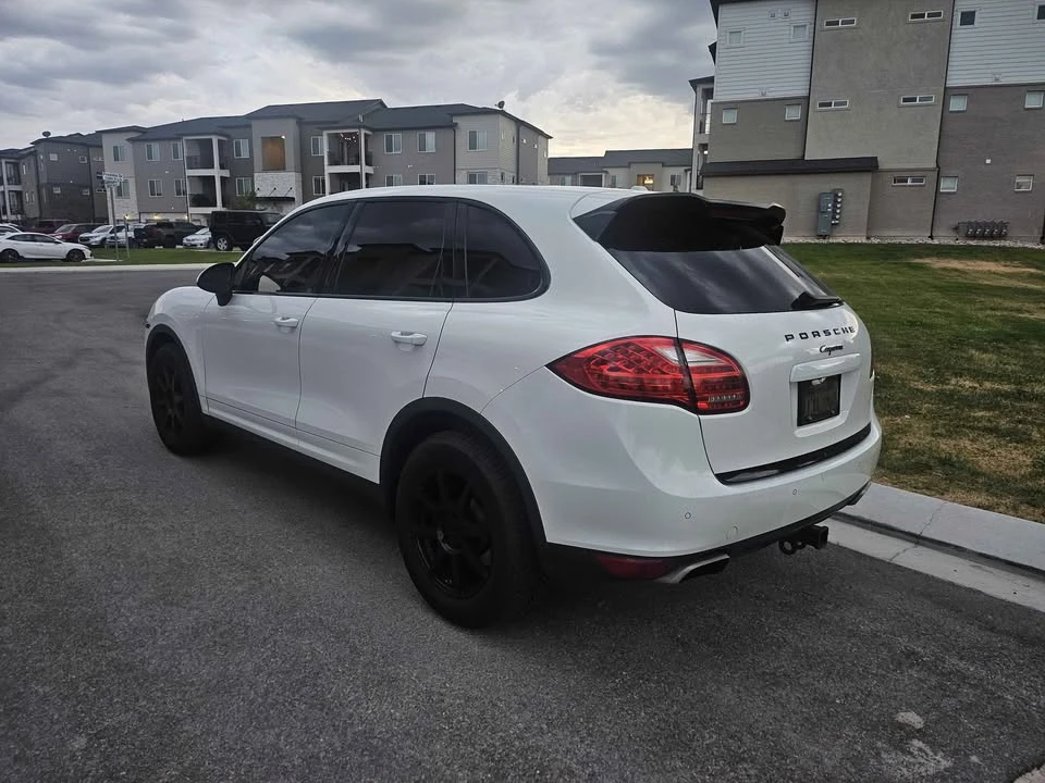 2013 Porsche 958 Cayenne - Image 6 of 18