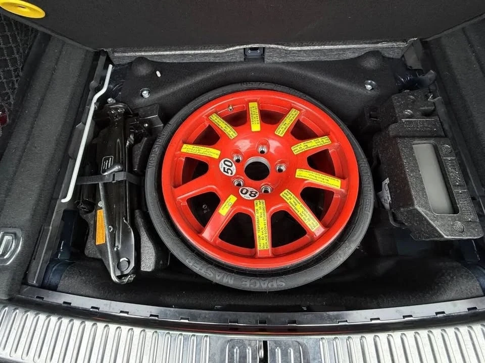 2013 Porsche 958 Cayenne - Image 12 of 20
