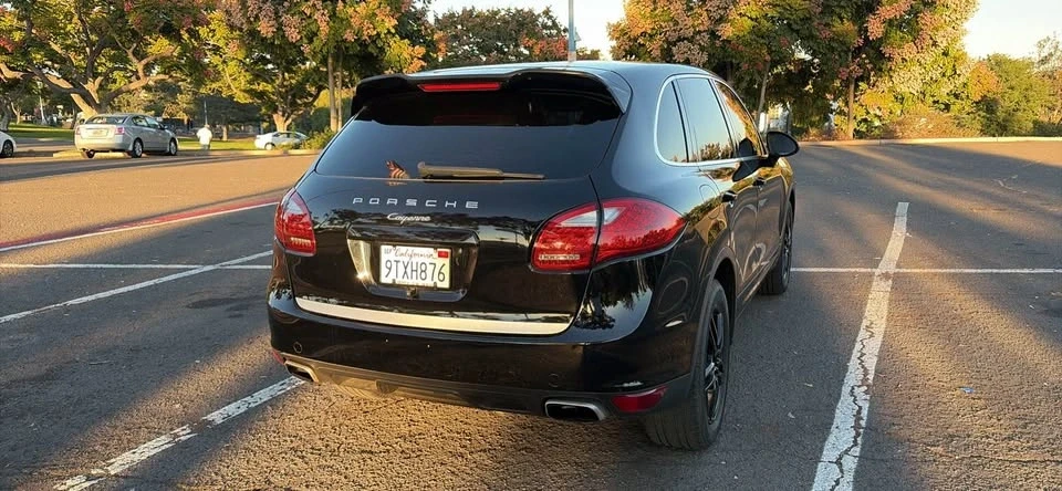 2013 Porsche 958 Cayenne Turbo - Image 9 of 14