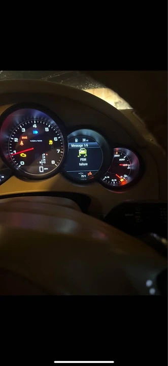 2013 Porsche 958 Cayenne Turbo - Image 7 of 10
