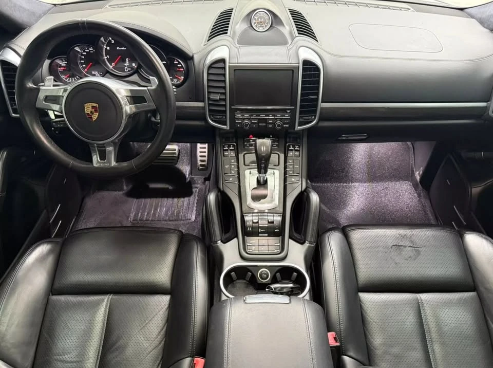 2013 Porsche 958 Cayenne Turbo - Image 2 of 7