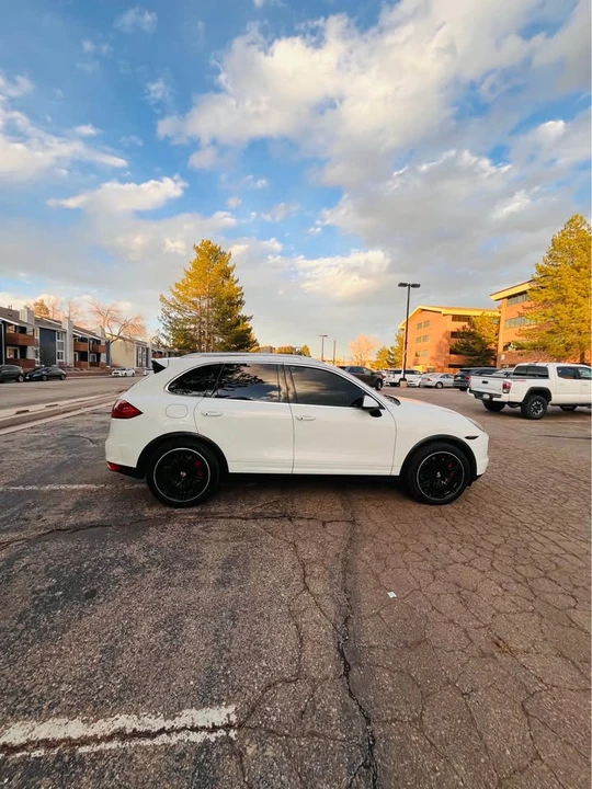 2013 Porsche 958 Cayenne Turbo - Image 8 of 19