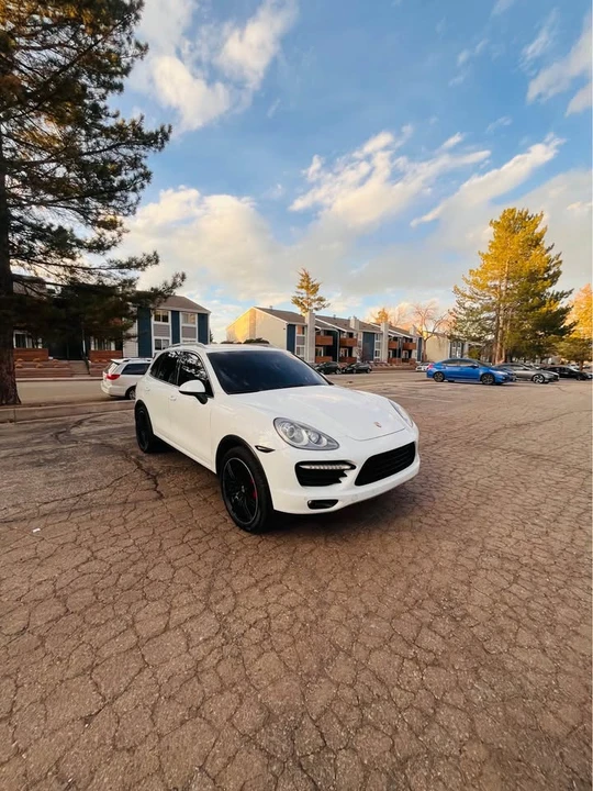 2013 Porsche 958 Cayenne Turbo - Image 9 of 19