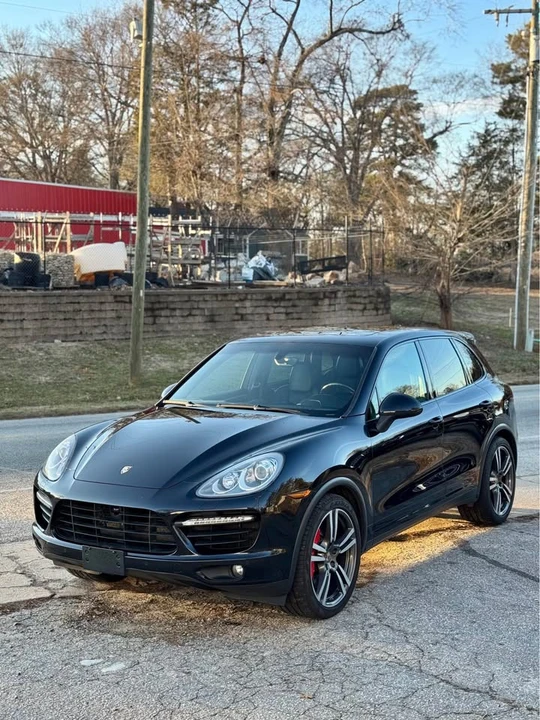 2013 Porsche 958 Cayenne Turbo - Image 2 of 13