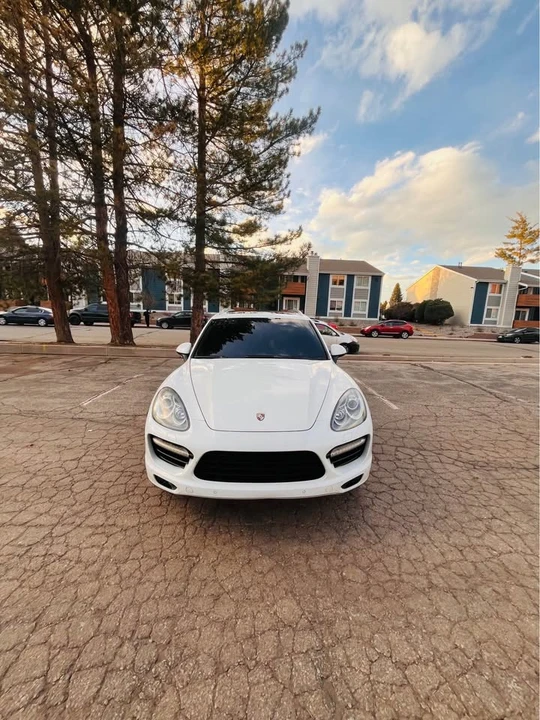 2013 Porsche 958 Cayenne Turbo - Image 10 of 19