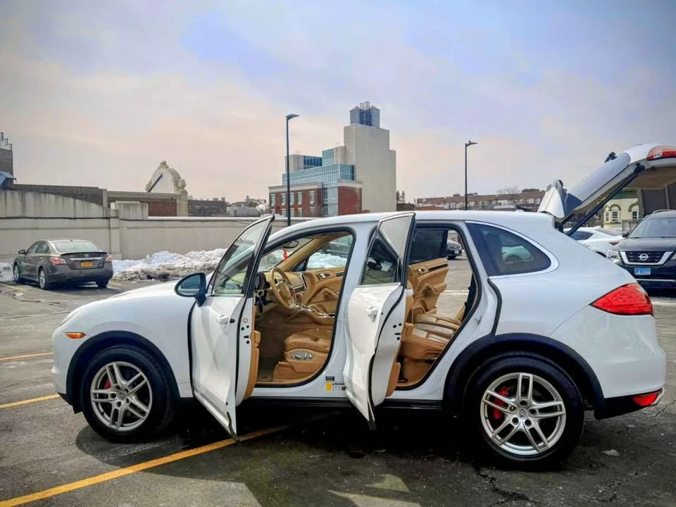 2013 Porsche 958 Cayenne - Image 6 of 18