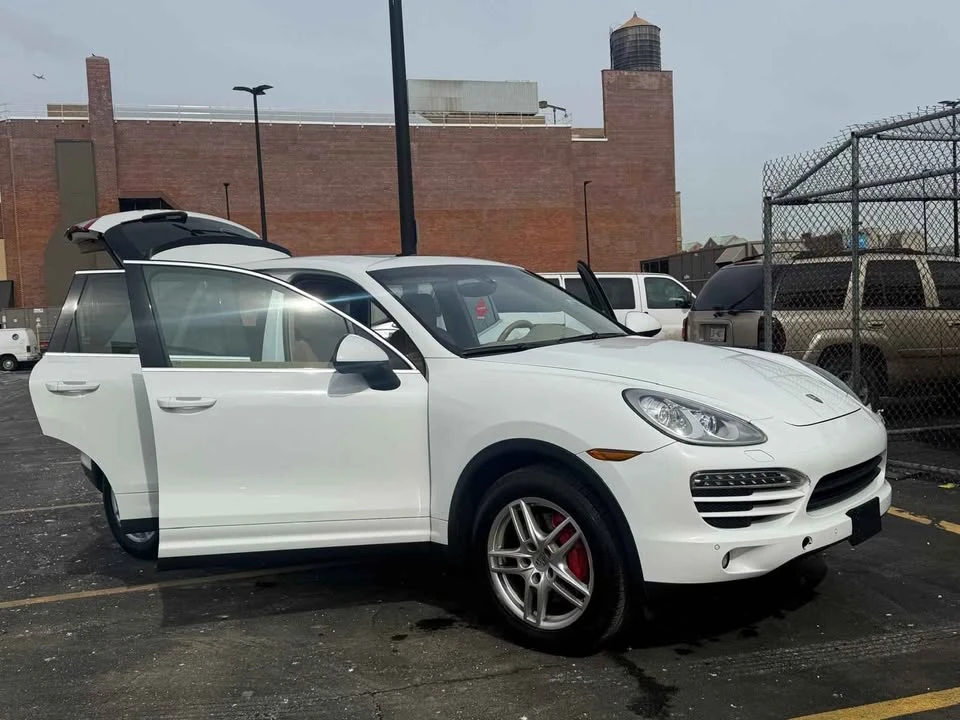 2013 Porsche 958 Cayenne - Image 17 of 18