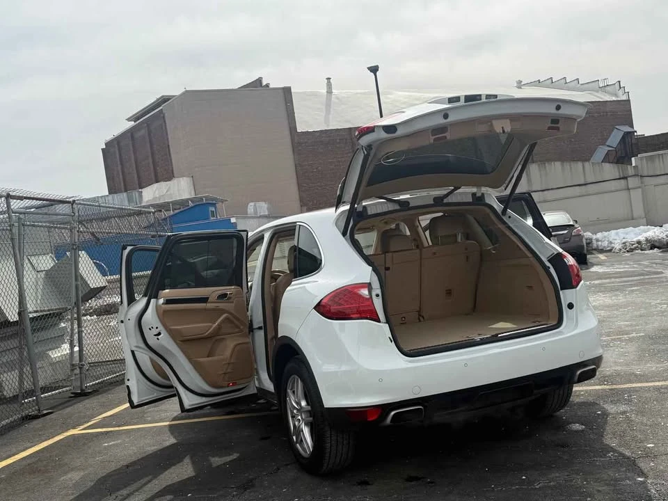 2013 Porsche 958 Cayenne - Image 13 of 18