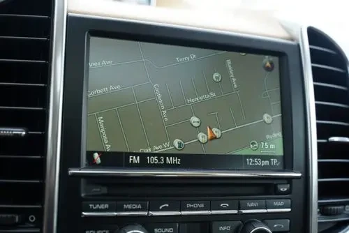 2013 Porsche 958 Cayenne - Image 6 of 12