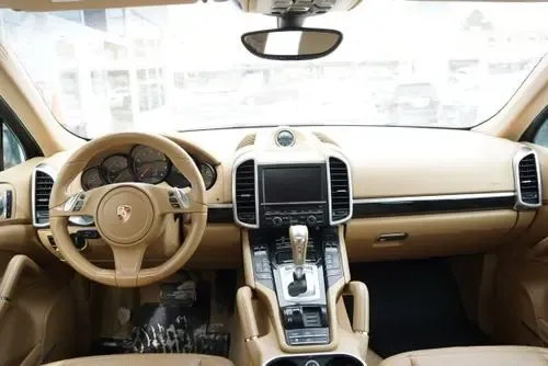 2013 Porsche 958 Cayenne - Image 4 of 12