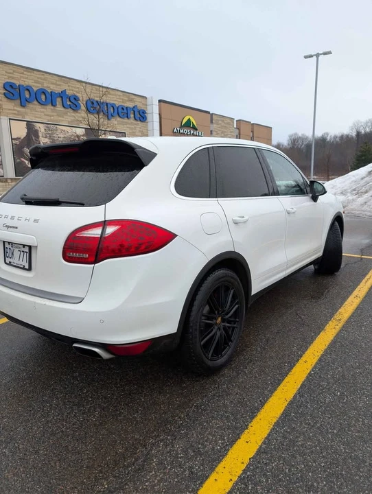 2013 Porsche 958 Cayenne - Image 8 of 18