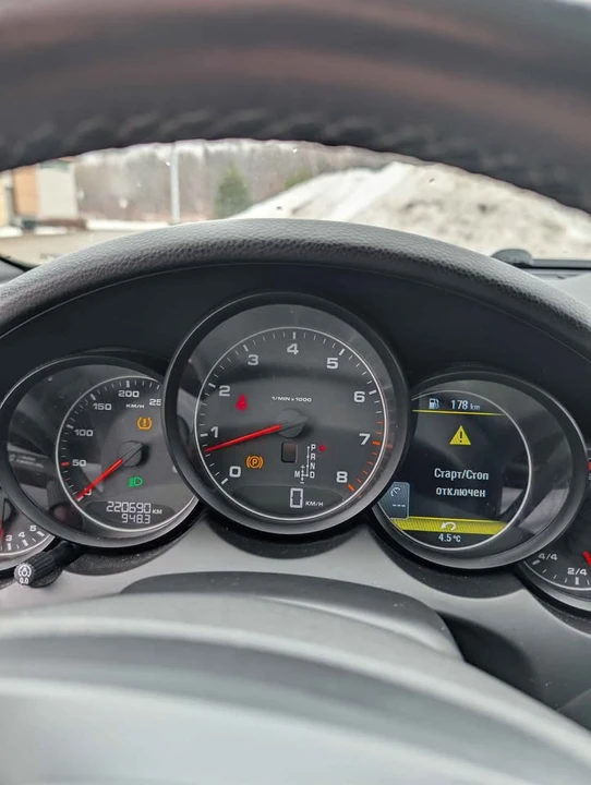 2013 Porsche 958 Cayenne - Image 16 of 18
