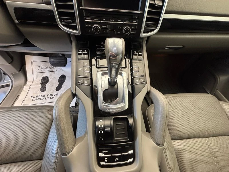 2013 Porsche 958 Cayenne Diesel - Image 19 of 20