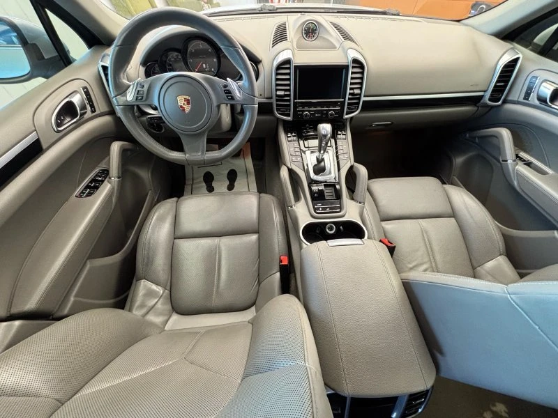 2013 Porsche 958 Cayenne Diesel - Image 15 of 20