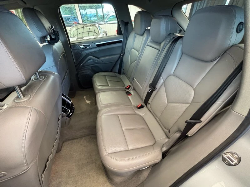 2013 Porsche 958 Cayenne Diesel - Image 18 of 20