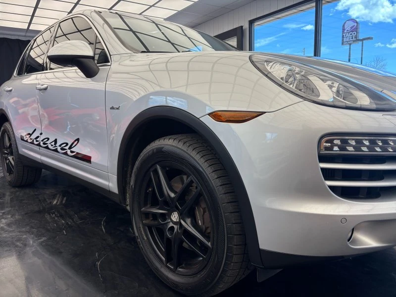 2013 Porsche 958 Cayenne Diesel - Image 12 of 20
