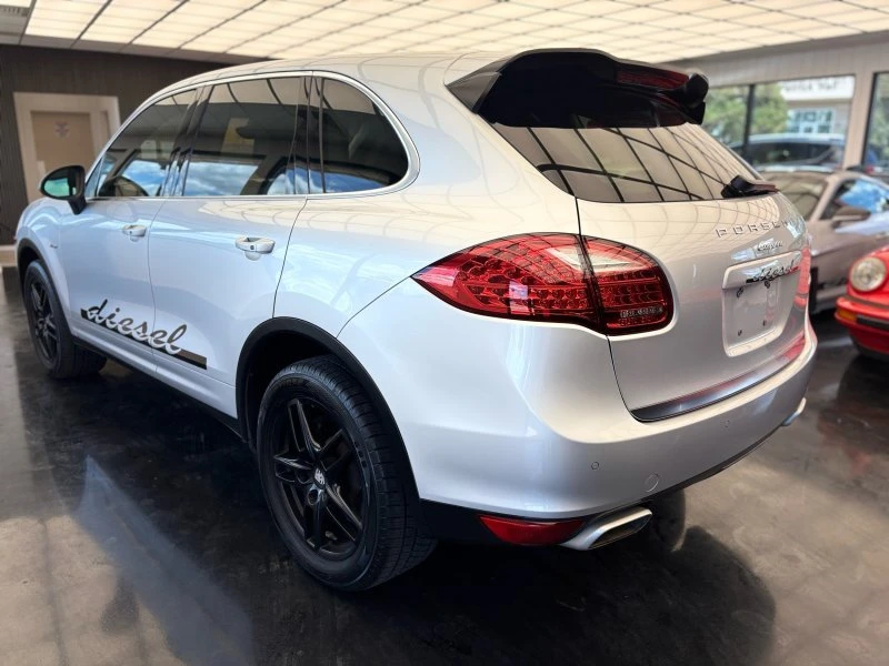 2013 Porsche 958 Cayenne Diesel - Image 6 of 20