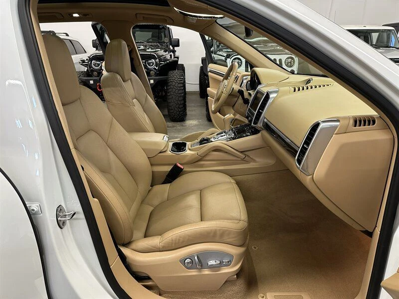 2013 Porsche 958 Cayenne Diesel - Image 13 of 20