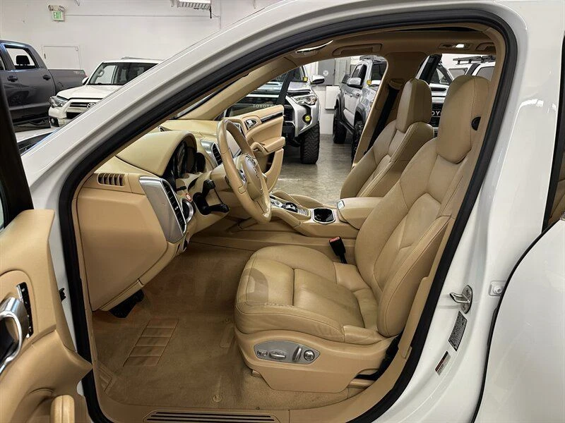 2013 Porsche 958 Cayenne Diesel - Image 10 of 20