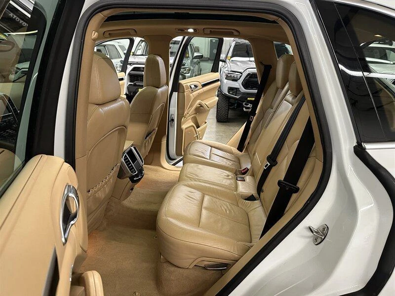 2013 Porsche 958 Cayenne Diesel - Image 11 of 20