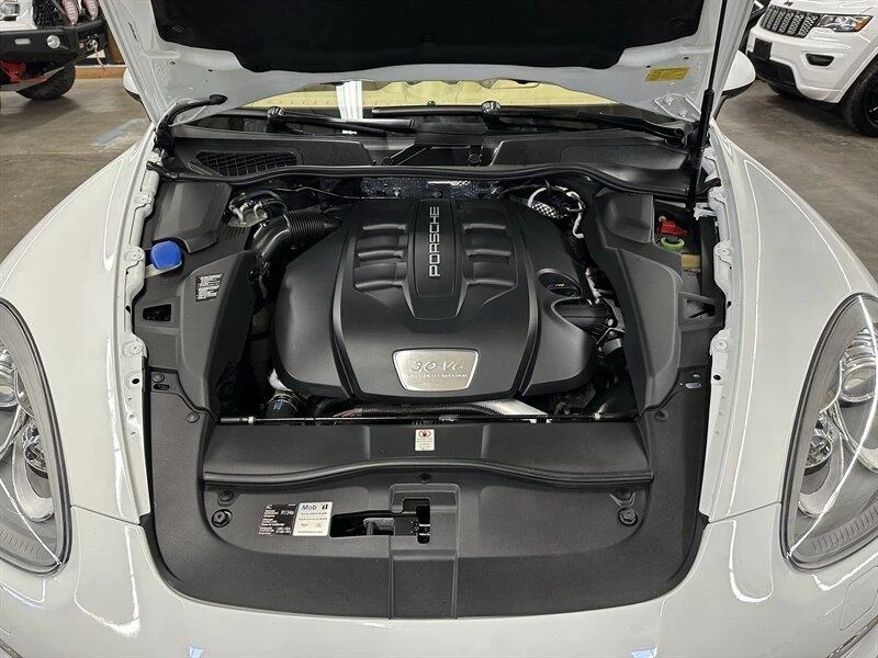 2013 Porsche 958 Cayenne Diesel - Image 9 of 20