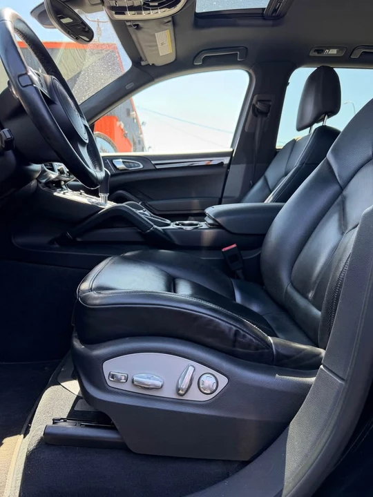 2013 Porsche 958 Cayenne Diesel - Image 10 of 16