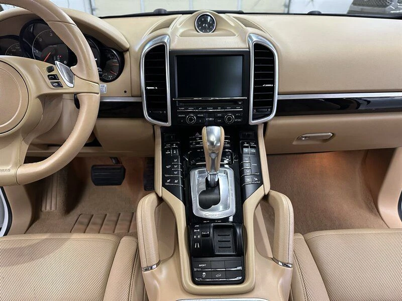 2013 Porsche 958 Cayenne Diesel - Image 18 of 20