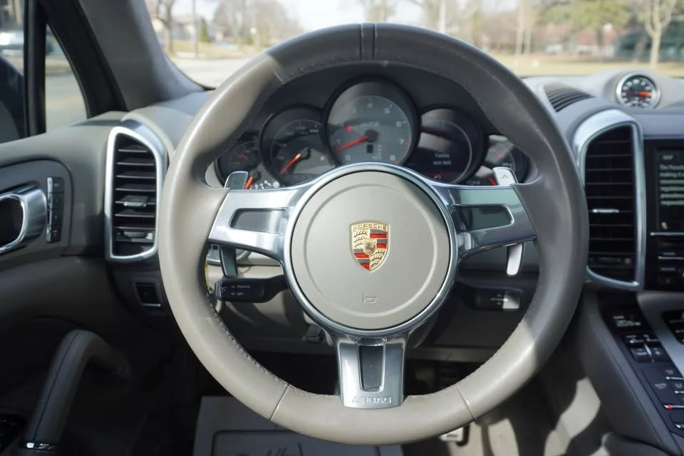 2013 Porsche 958 Cayenne GTS - Image 11 of 20