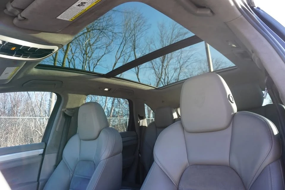 2013 Porsche 958 Cayenne GTS - Image 16 of 20