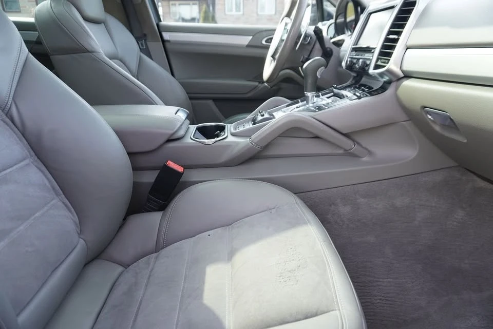 2013 Porsche 958 Cayenne GTS - Image 20 of 20
