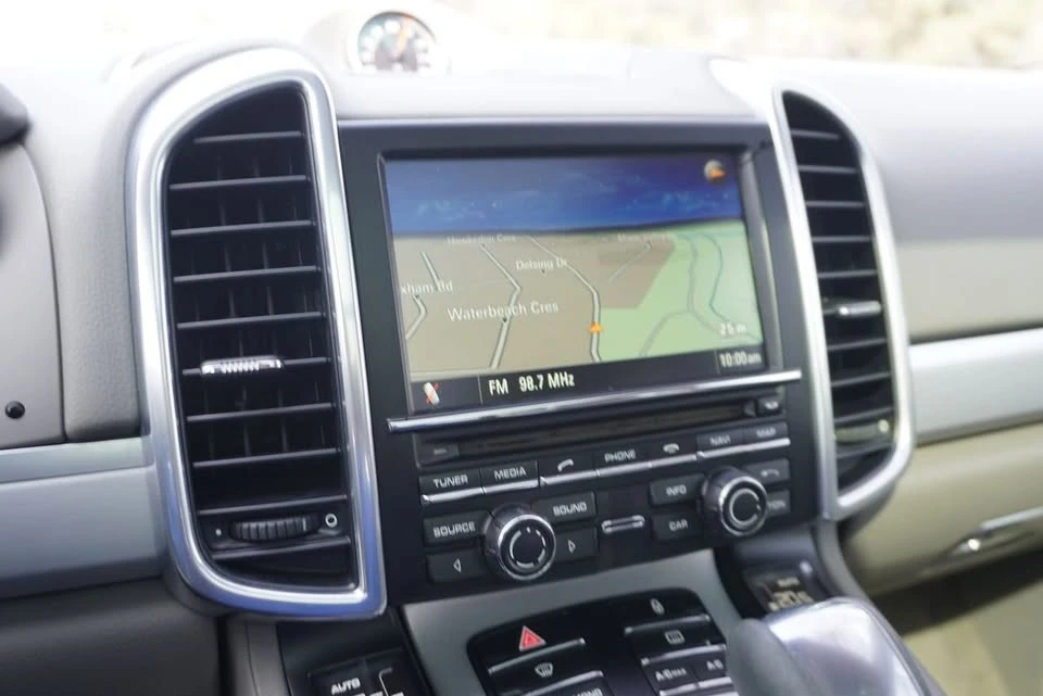 2013 Porsche 958 Cayenne GTS - Image 14 of 20