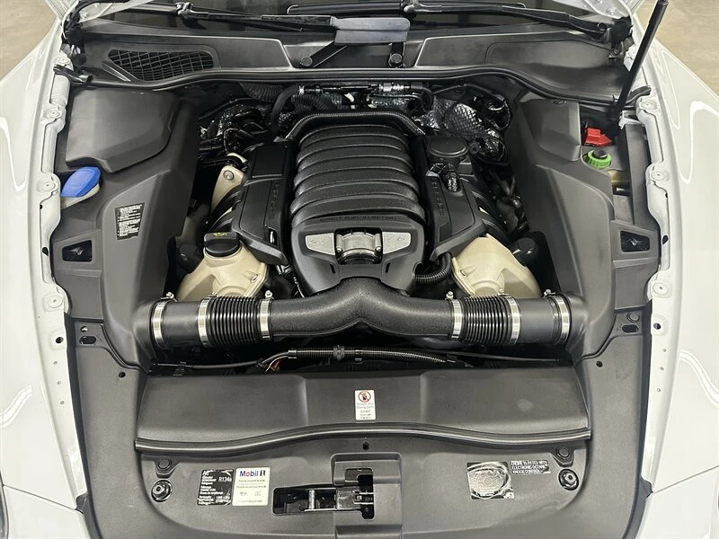 2013 Porsche 958 Cayenne GTS - Image 9 of 20