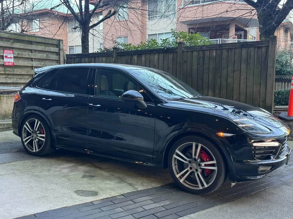 2013 Porsche 958 Cayenne GTS - Image 6 of 20