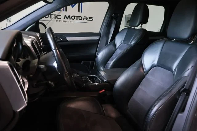 2013 Porsche 958 Cayenne GTS - Image 10 of 12