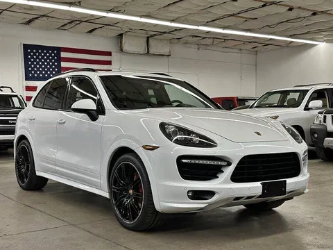 2013 Porsche Cayenne GTS