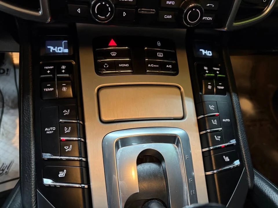 2013 Porsche 958 Cayenne GTS - Image 16 of 19