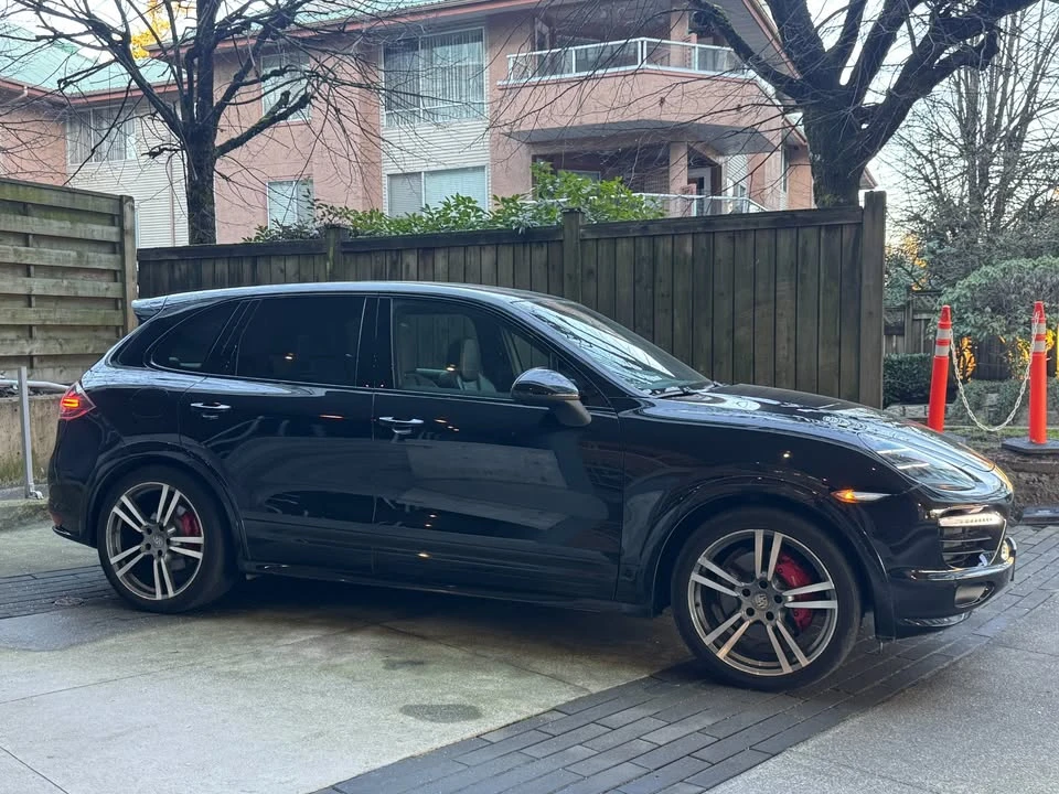 2013 Porsche 958 Cayenne GTS - Image 3 of 19