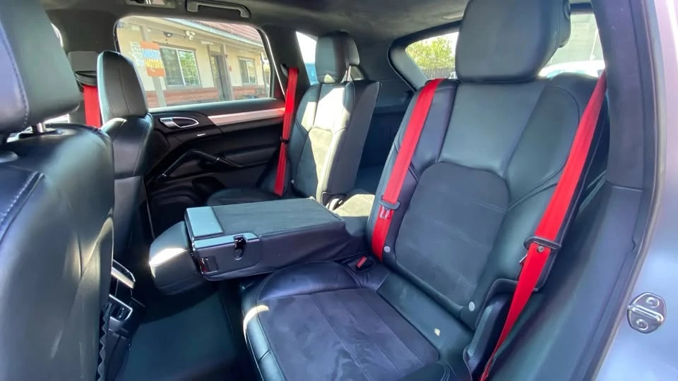 2013 Porsche 958 Cayenne GTS - Image 10 of 20