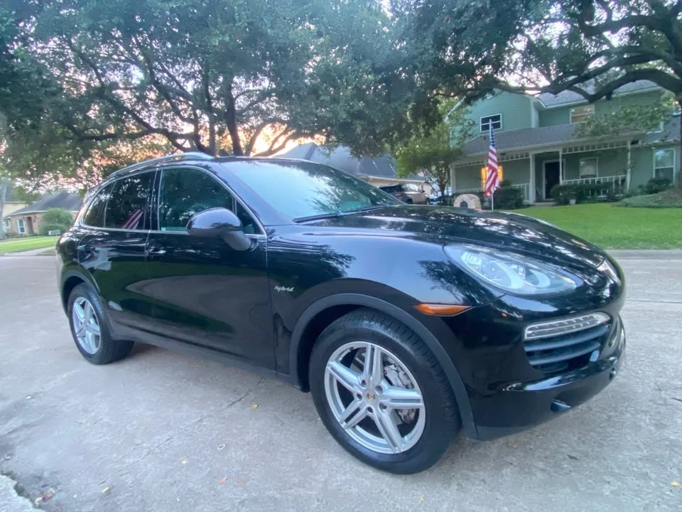 2013 Porsche 958 Cayenne S - Image 8 of 20