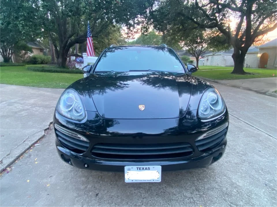 2013 Porsche 958 Cayenne S - Image 2 of 20