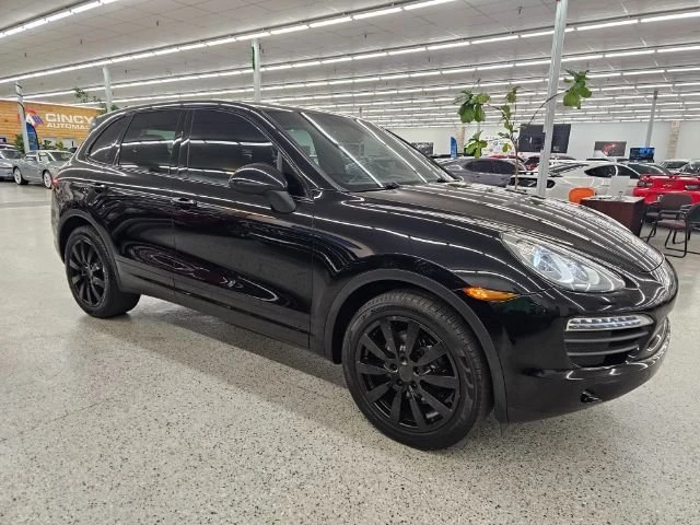 2013 Porsche 958 Cayenne S - Image 2 of 13