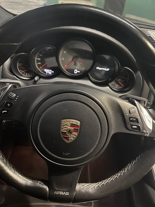 2013 Porsche 958 Cayenne S - Image 2 of 11