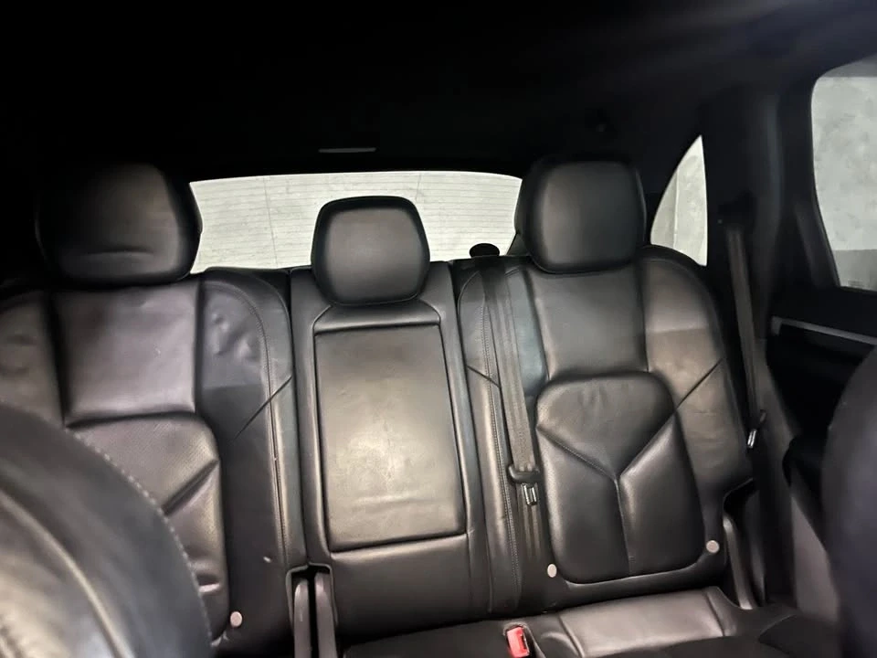 2013 Porsche 958 Cayenne S - Image 8 of 11