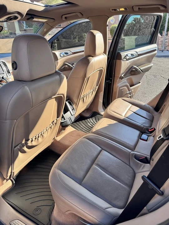 2013 Porsche 958 Cayenne S - Image 13 of 15