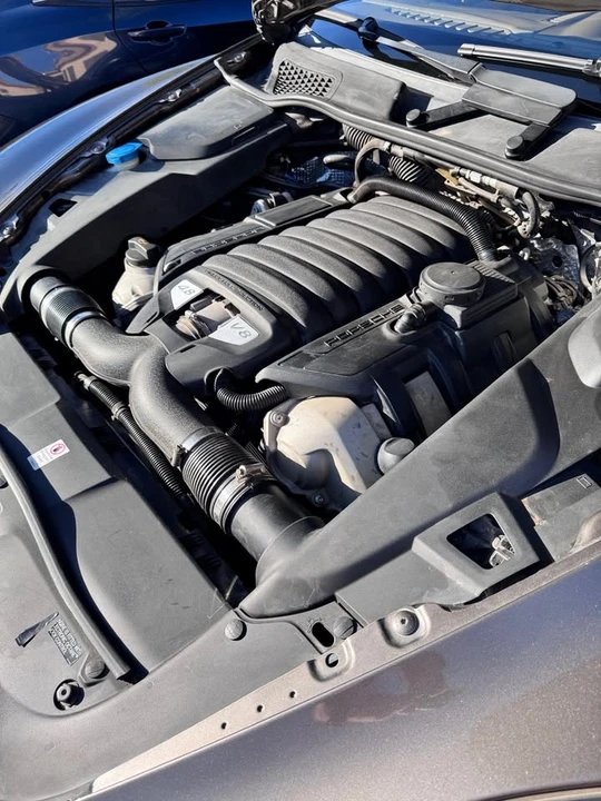 2013 Porsche 958 Cayenne S - Image 8 of 15