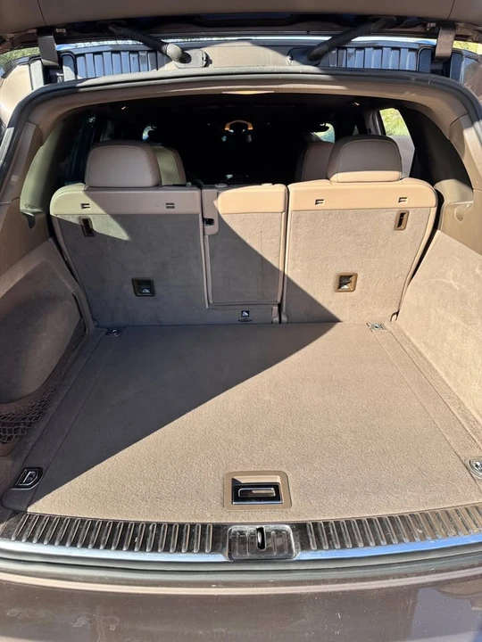 2013 Porsche 958 Cayenne S - Image 10 of 15