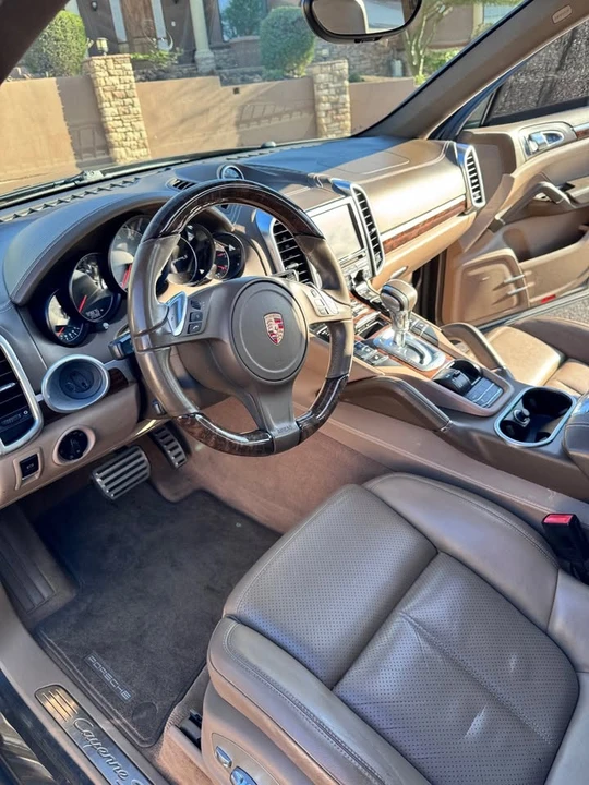 2013 Porsche 958 Cayenne S - Image 5 of 15