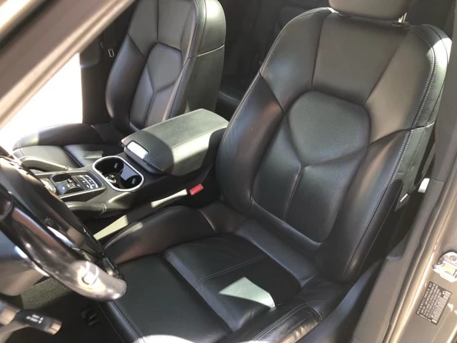 2013 Porsche 958 Cayenne S - Image 6 of 19