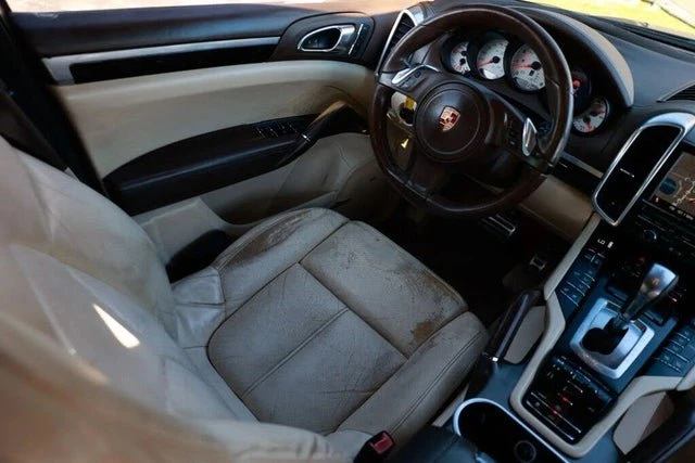 2013 Porsche 958 Cayenne S - Image 19 of 20