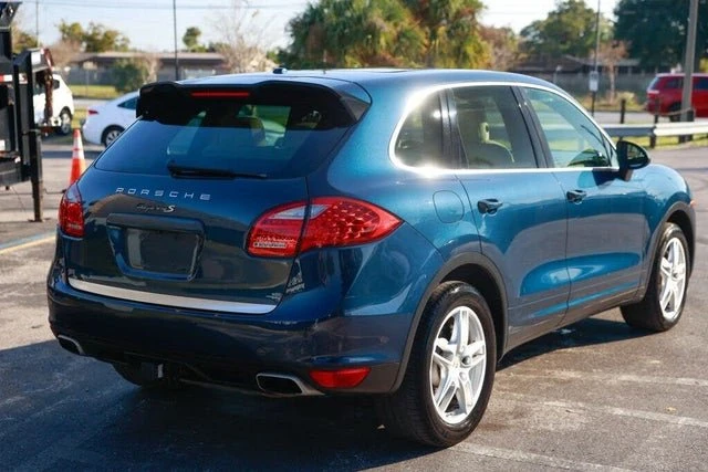 2013 Porsche 958 Cayenne S - Image 6 of 20